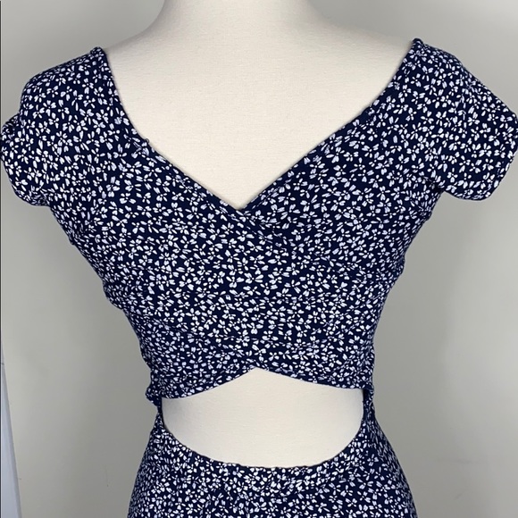 CLUB L ASOS skater floral cross back dress - Picture 4 of 16